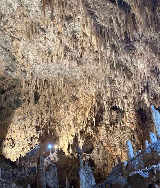 Grotte féerique d'Aokas