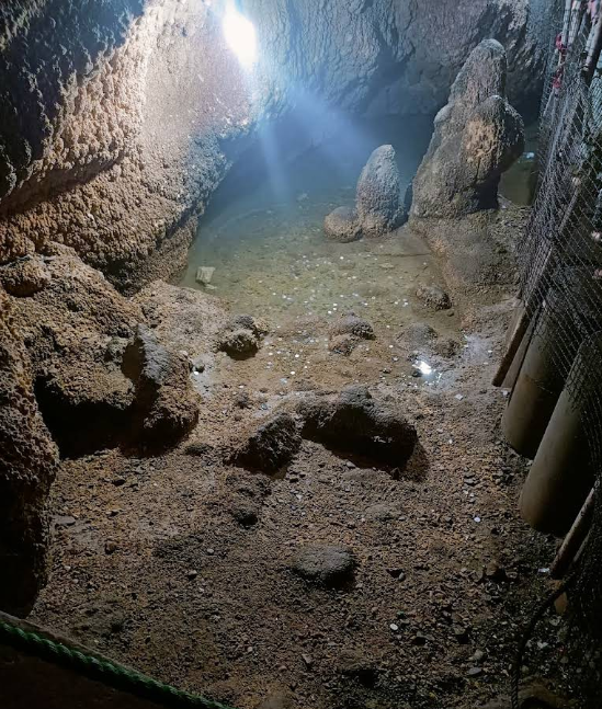 Grotte féerique d'Aokas